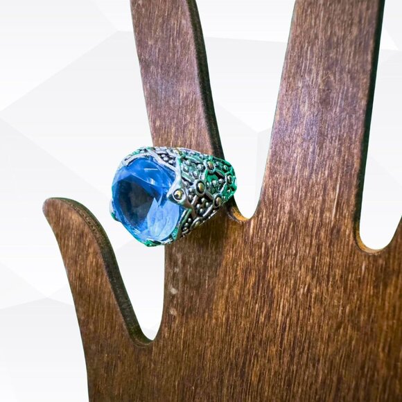 Ice Blue Cubic Zirconia Ring Size 5.5 - Picture 4 of 8